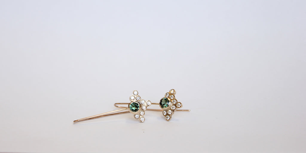 Marguerite earrings
